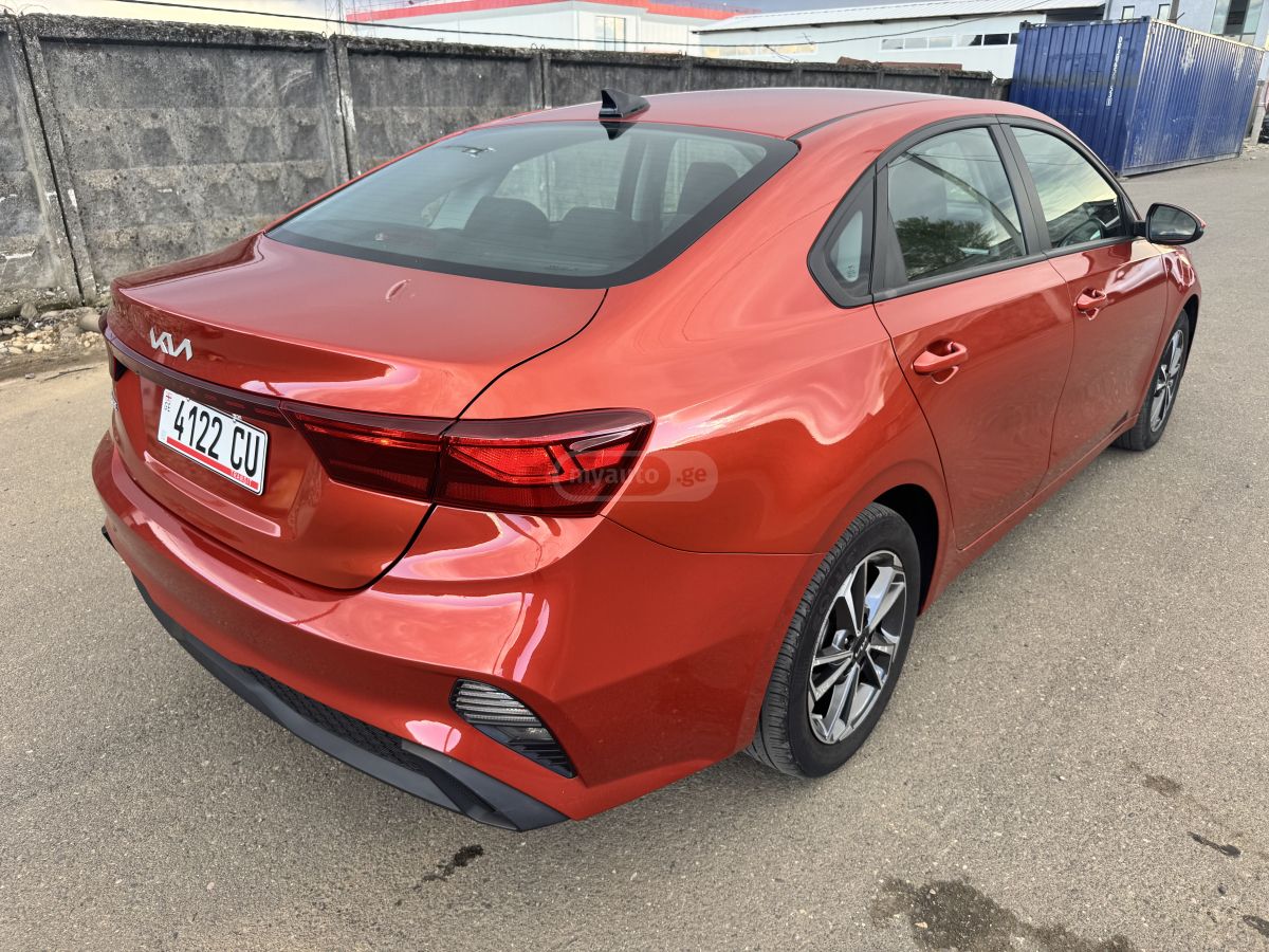 Kia Forte - фото 4