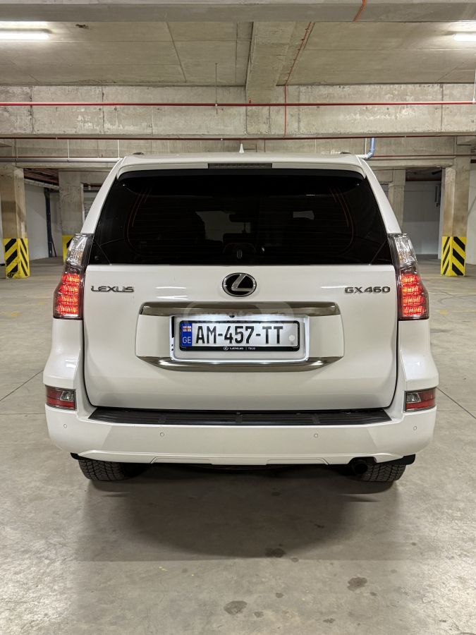 Lexus Luxury 4dr 4x4 Automatic — миниатюра 5