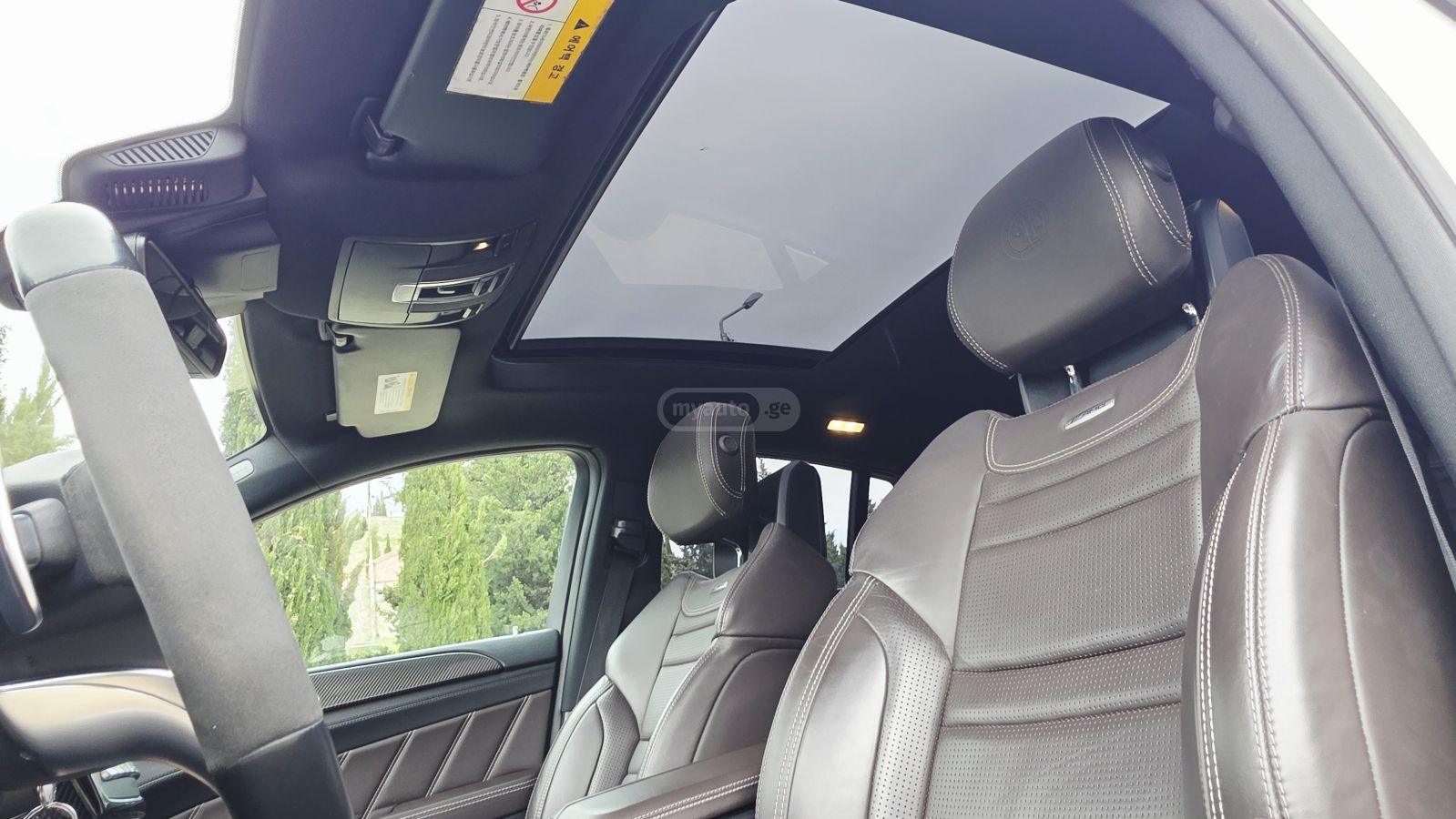 Mercedes-Benz GLE 63 AMG - фото 11