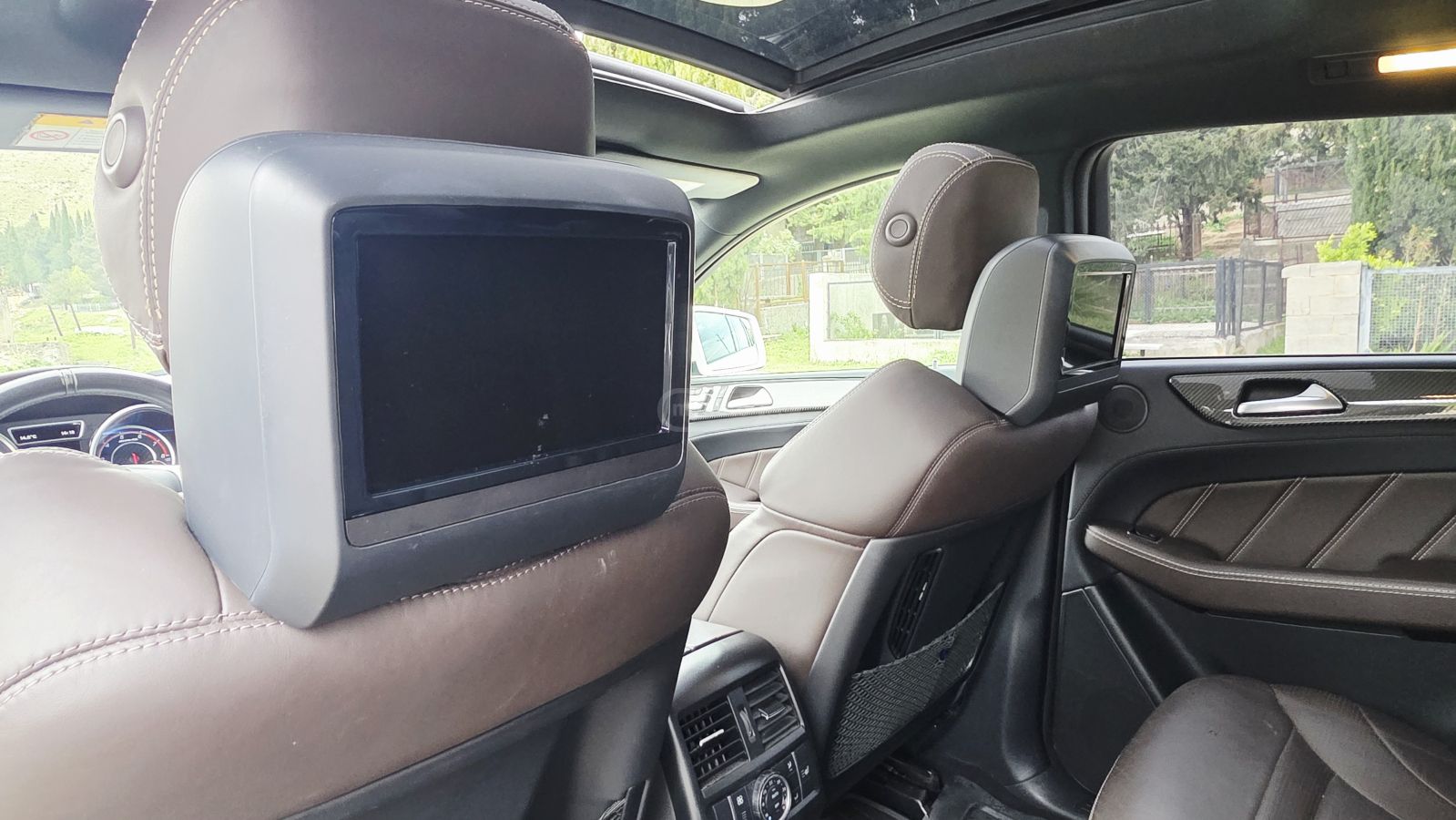 Mercedes-Benz GLE 63 AMG - фото 12