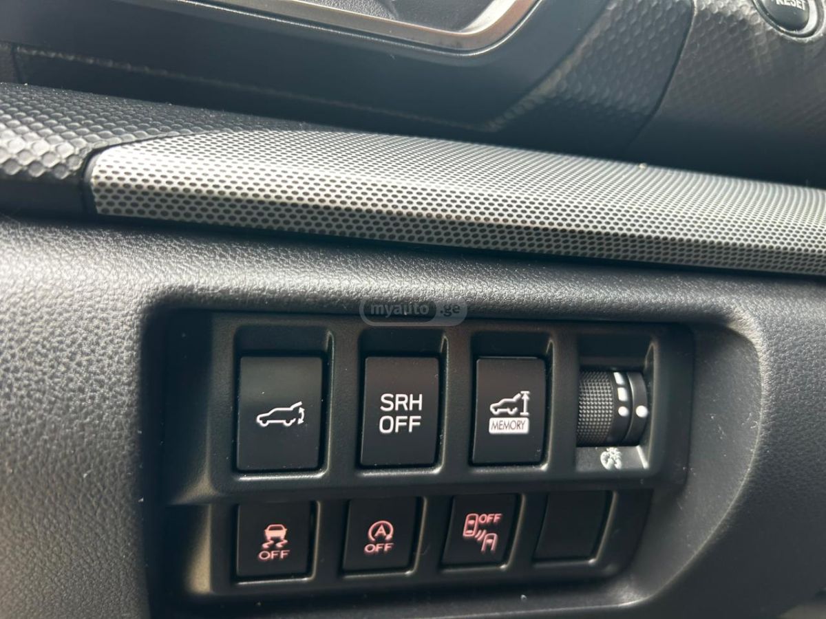 Subaru Forester - фото 8