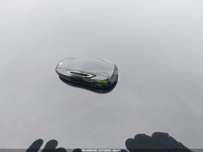 Tesla Model S - фото 9