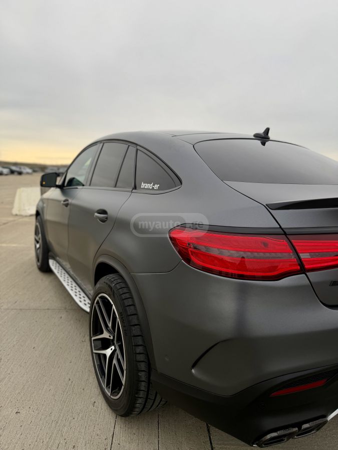 Mercedes-Benz GLE 43 AMG - фото 13