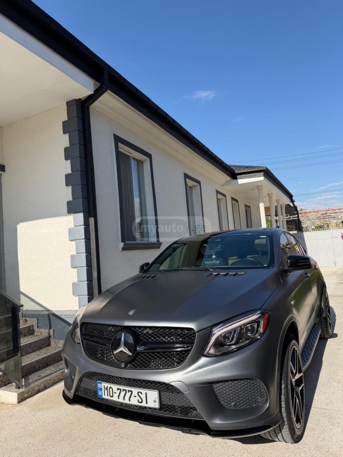 Mercedes-Benz GLE 43 AMG - фото 2