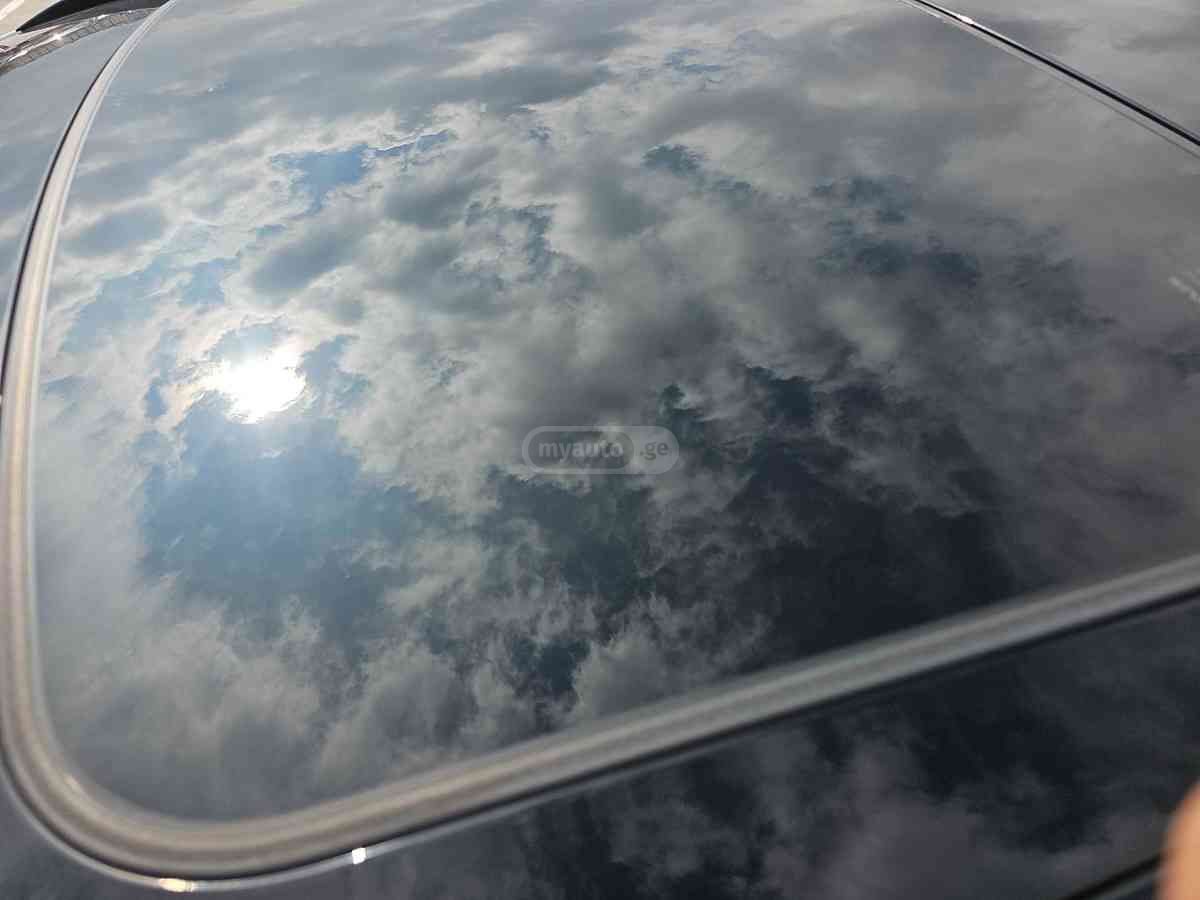 Lexus UX 250 h 2023 — миниатюра 3