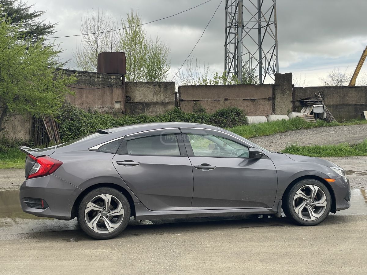 Honda Civic - фото 3