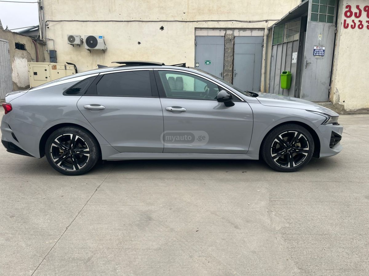 Kia K5 - фото 10
