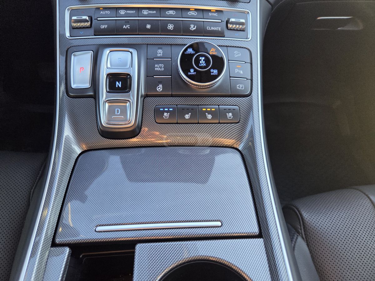 Hyundai Limited 4dr All-Wheel Drive Au — миниатюра 15