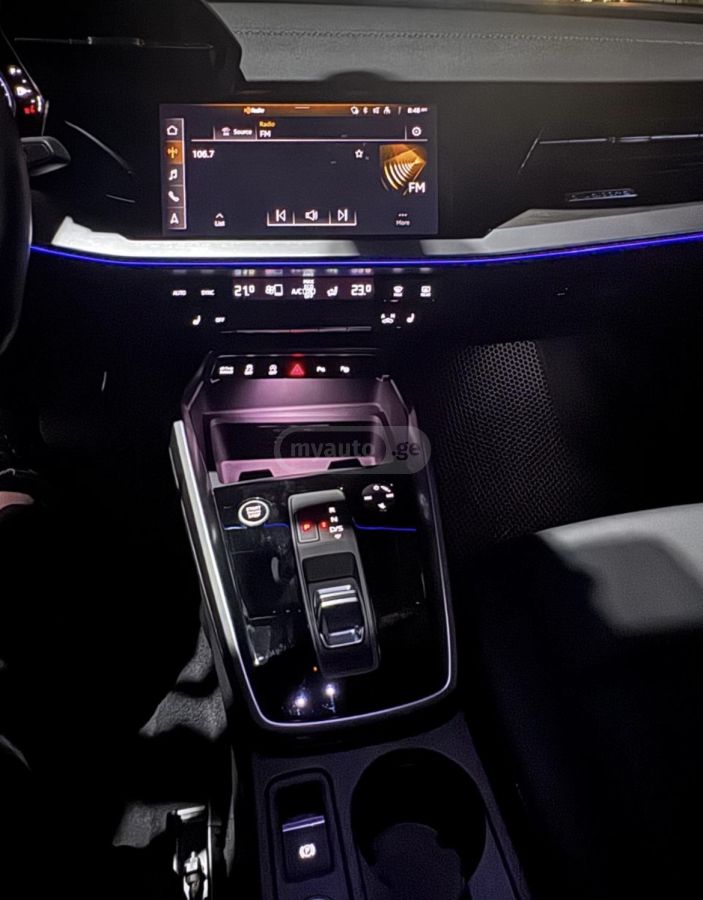 Audi 40 Premium 4dr All Wheel Drive — миниатюра 10