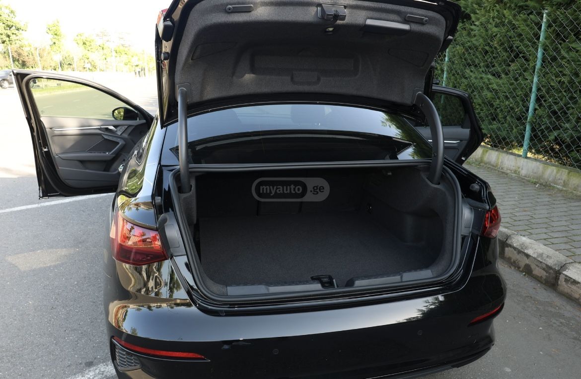 Audi 40 Premium 4dr All Wheel Drive — миниатюра 5