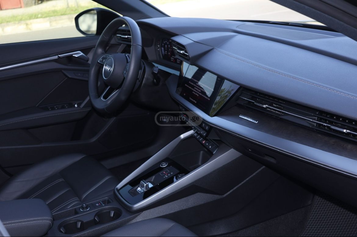 Audi 40 Premium 4dr All Wheel Drive — миниатюра 8