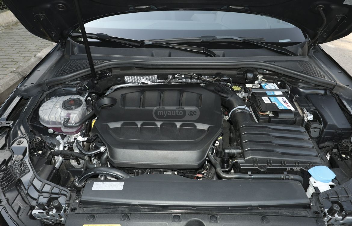 Audi 40 Premium 4dr All Wheel Drive — миниатюра 9