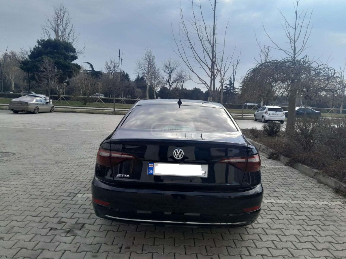 Volkswagen Jetta - фото 11