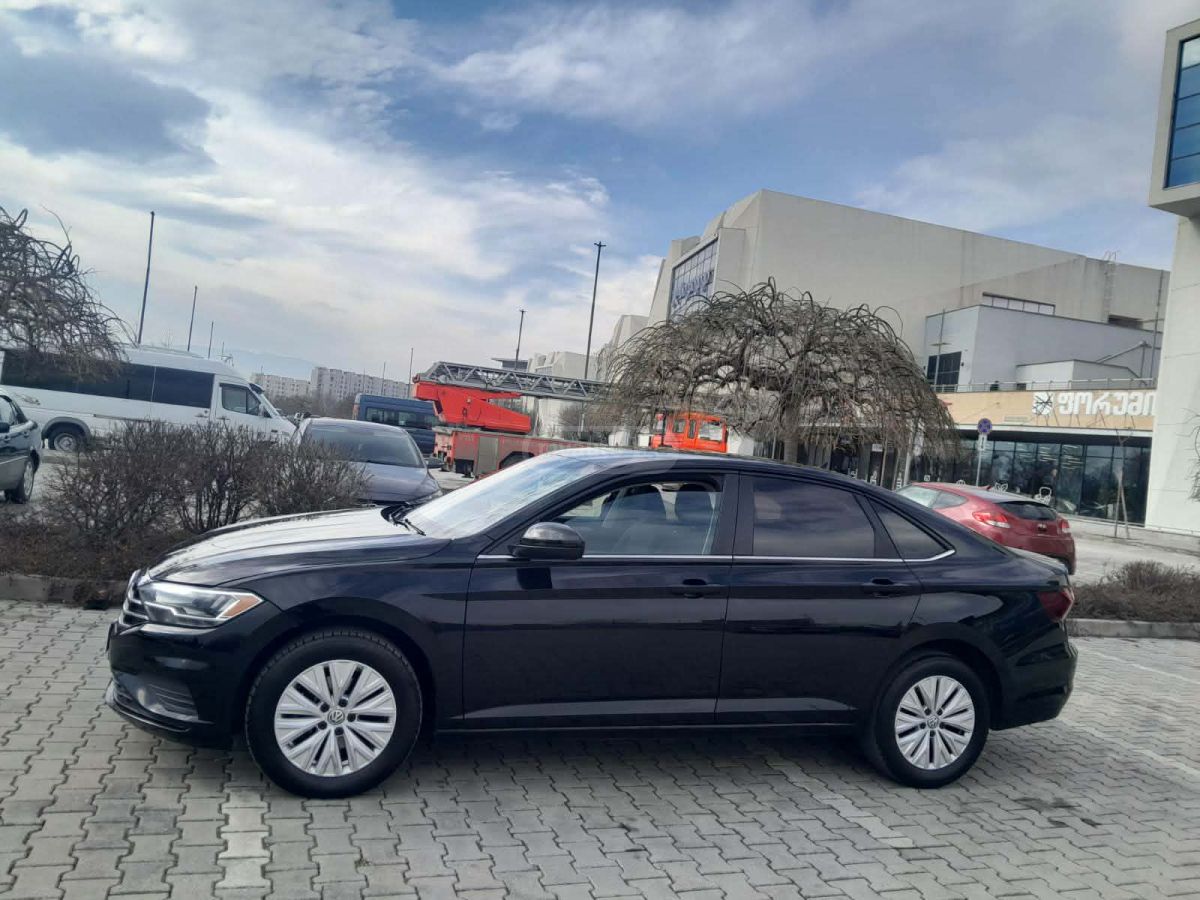 Volkswagen Jetta - фото 13