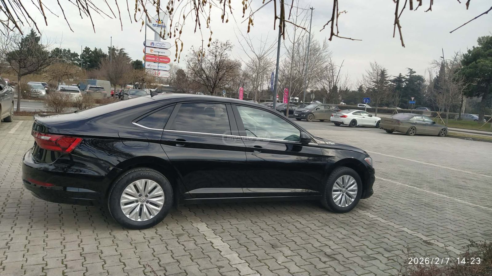 Volkswagen Jetta - фото 6