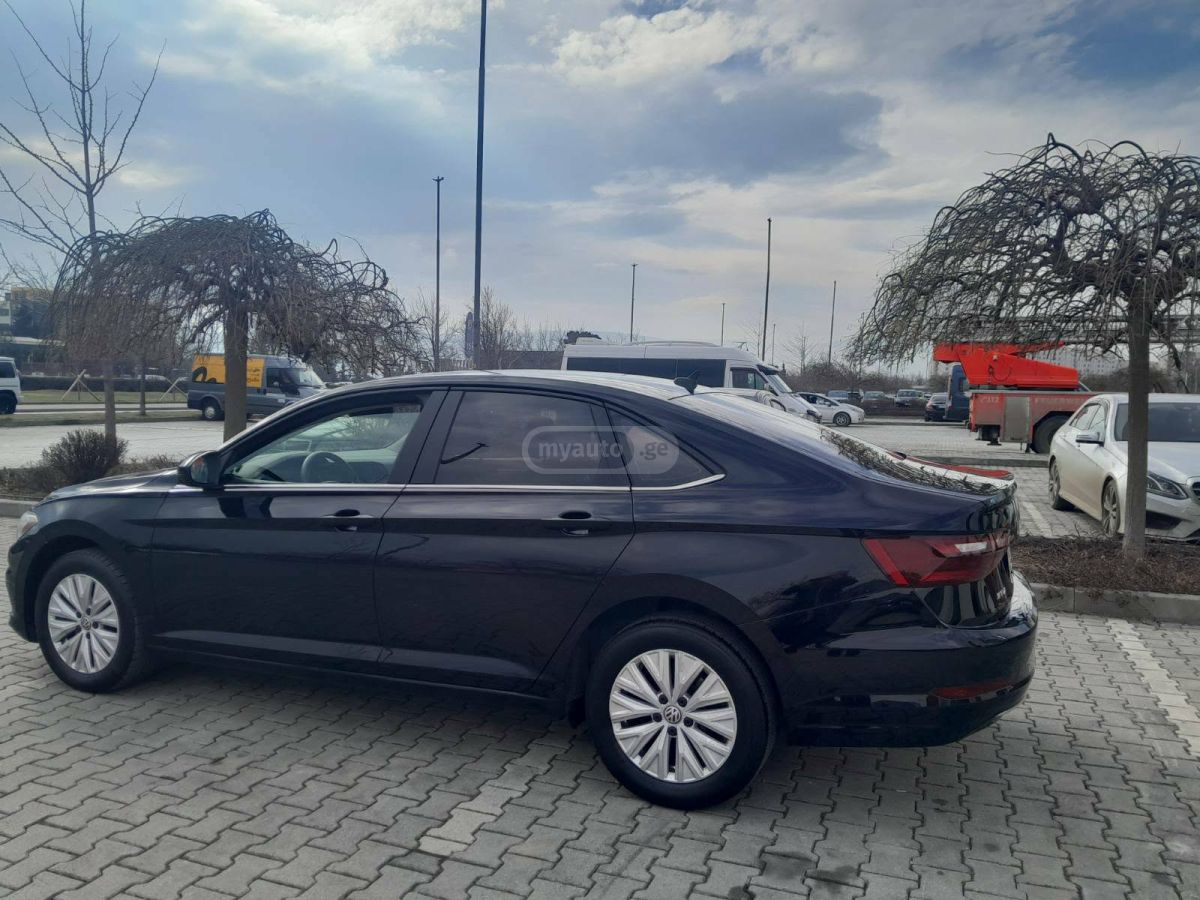 Volkswagen Jetta - фото 9