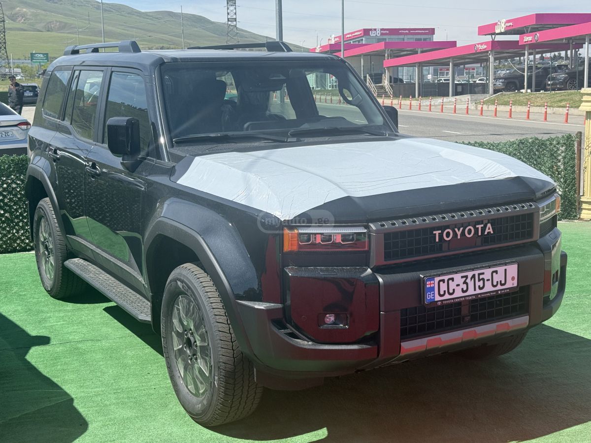 Toyota Land Cruiser Prado - фото 1