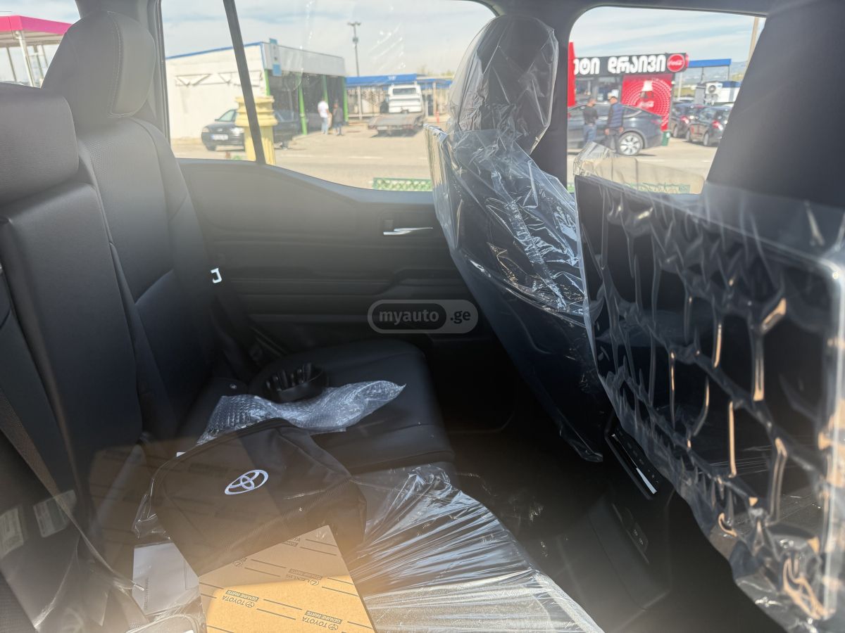 Toyota Land Cruiser Prado - фото 5