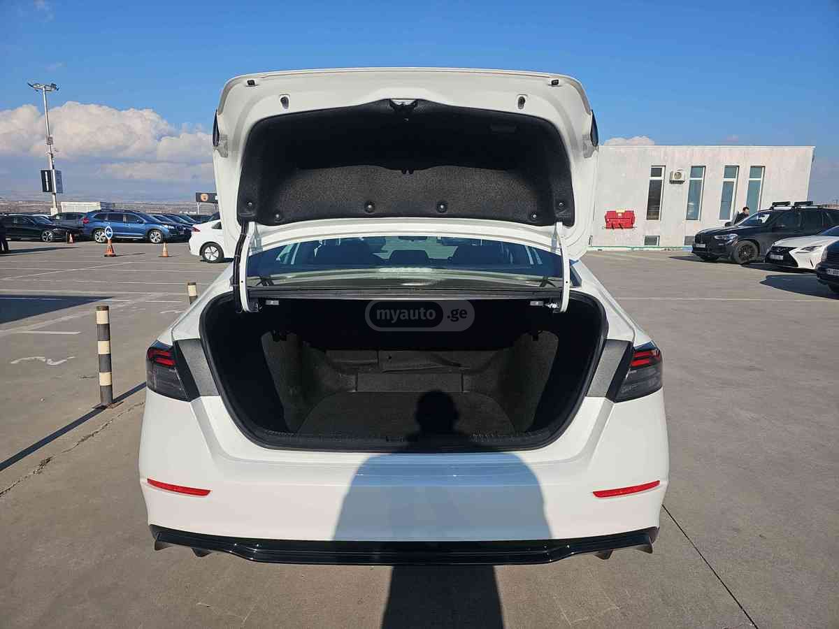 Honda Honda Accord — миниатюра 10