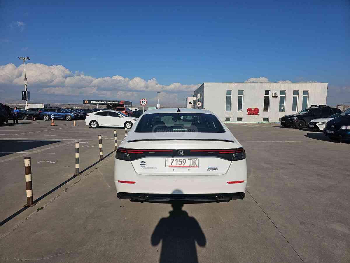 Honda Honda Accord — миниатюра 8