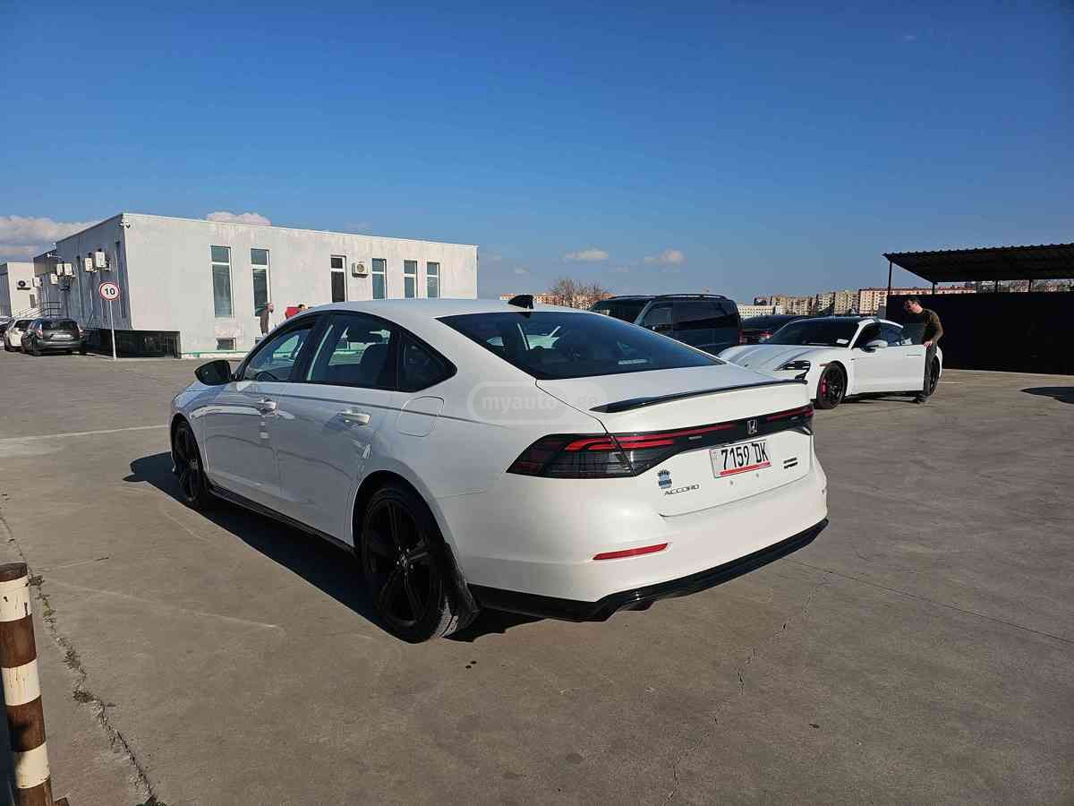 Honda Honda Accord — миниатюра 9