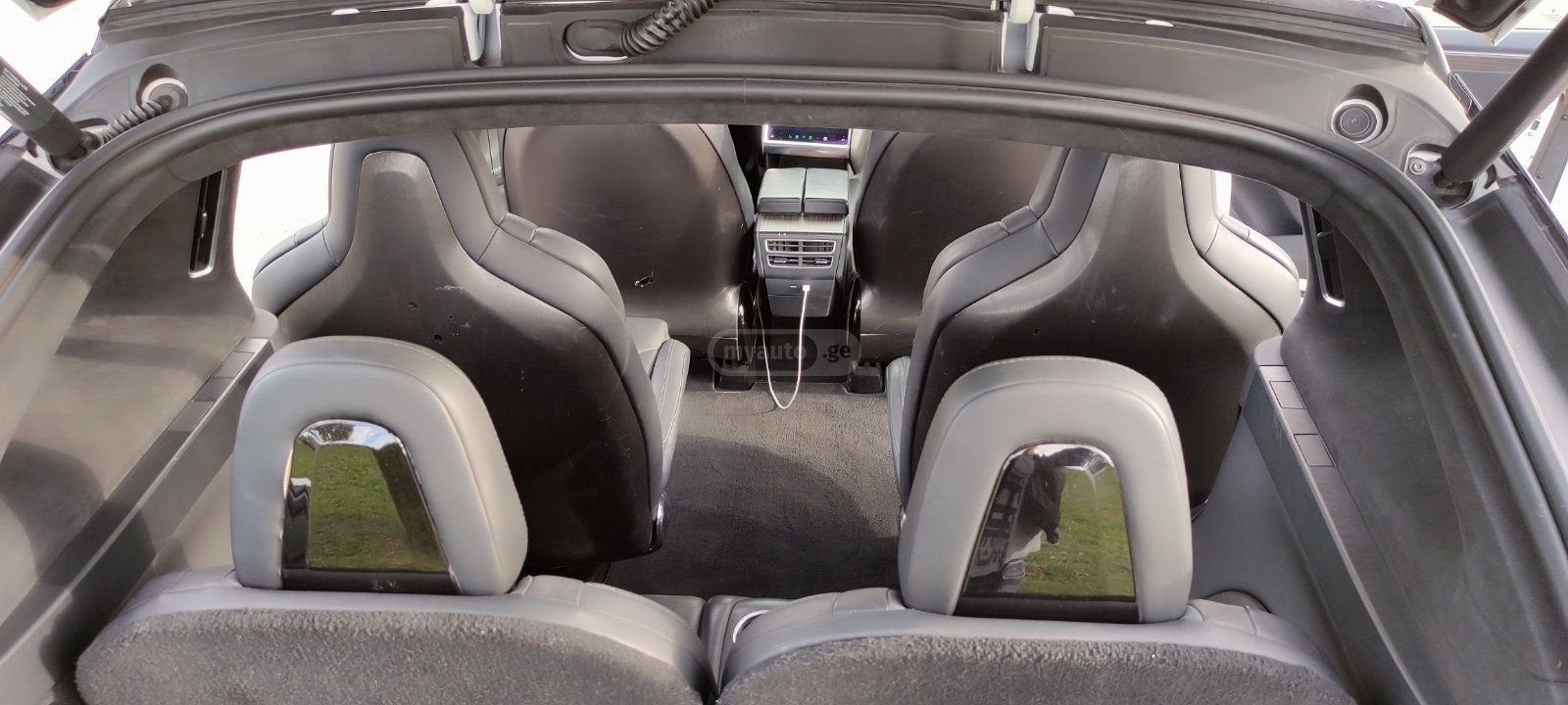 Tesla Model X - фото 11