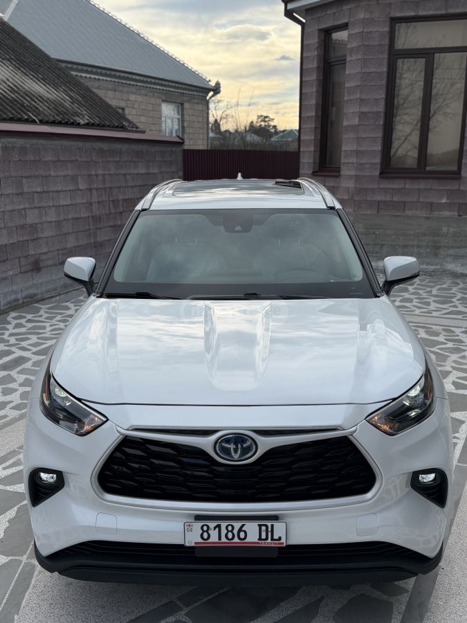 Toyota Highlander 2024 — миниатюра 3