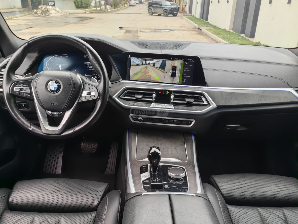 BMW xDrive40i 4dr All-Wheel Drive — миниатюра 12
