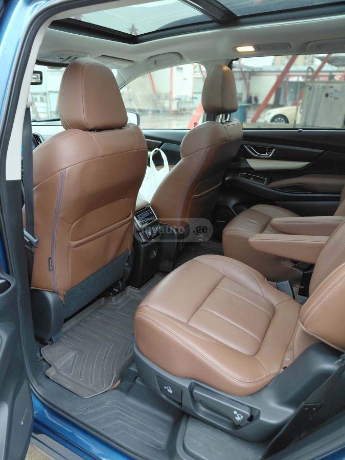 Subaru Touring All-Wheel Drive CVT — миниатюра 12