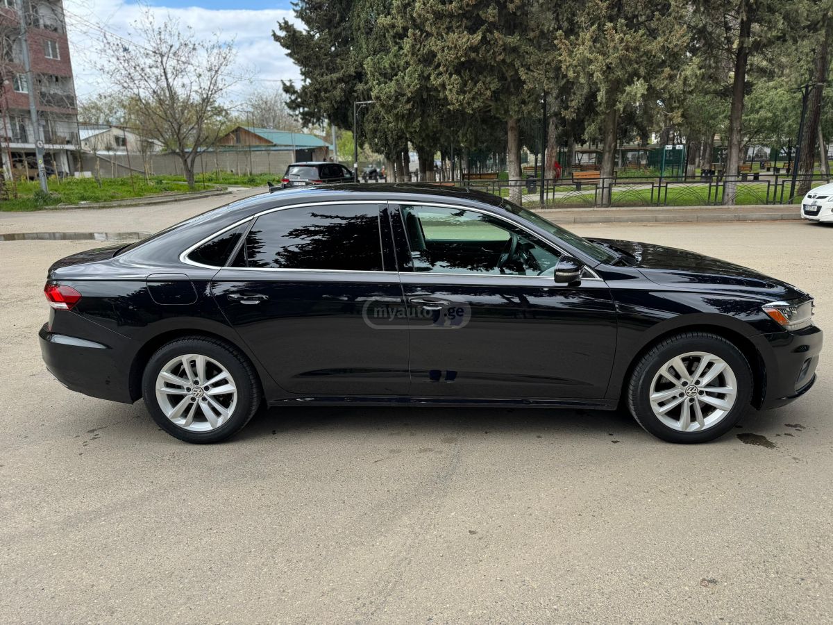 Volkswagen Passat - фото 6