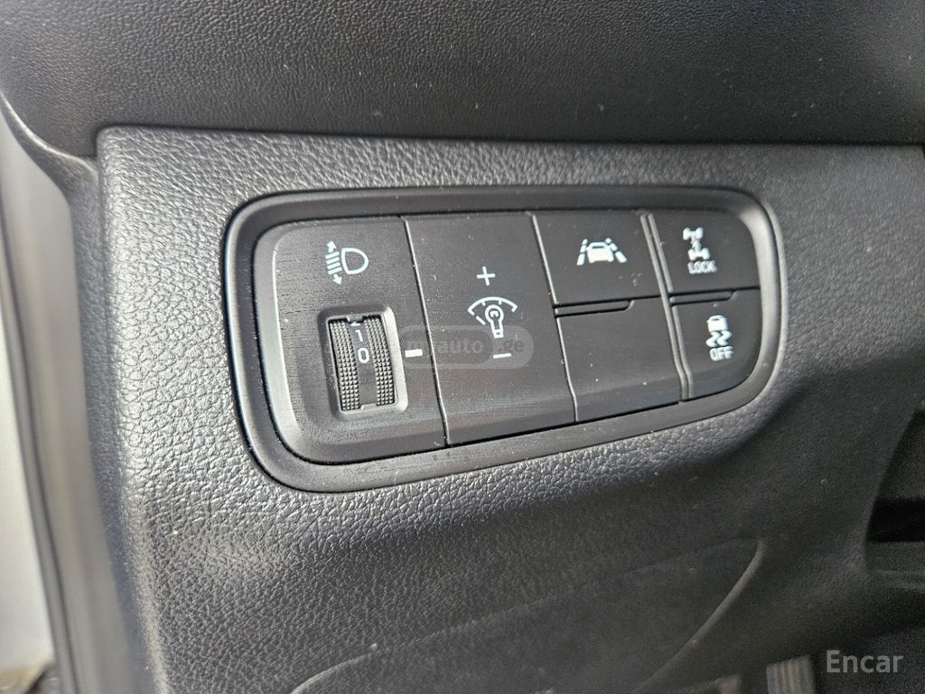 Hyundai Santa Fe - фото 8