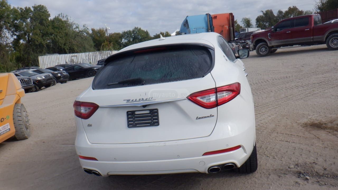 Maserati Levante - фото 5