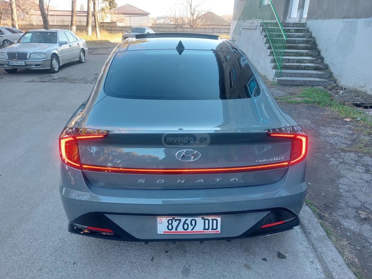 Hyundai Sonata - фото 3