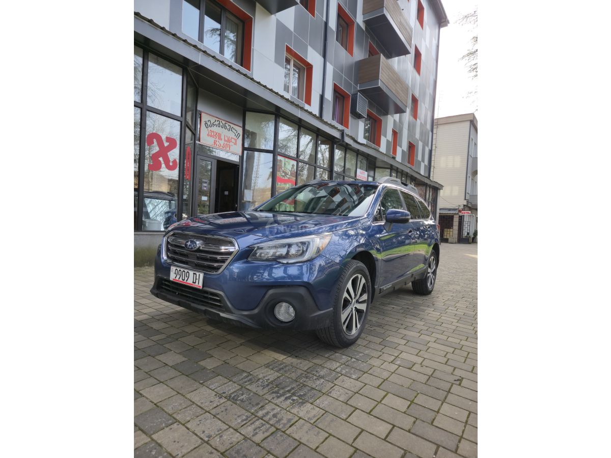 Subaru Outback - фото 1