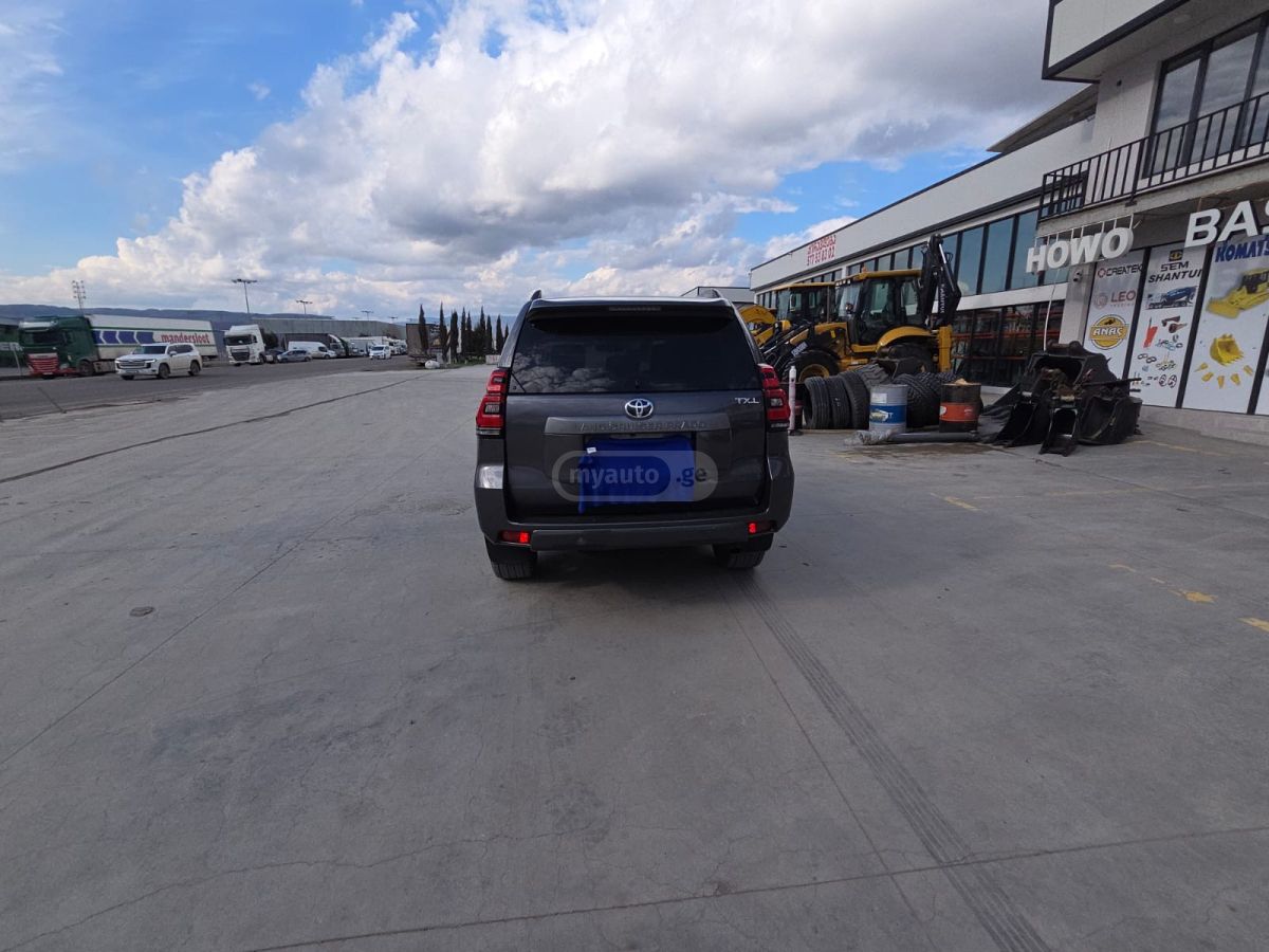 Toyota Land Cruiser Prado - фото 5