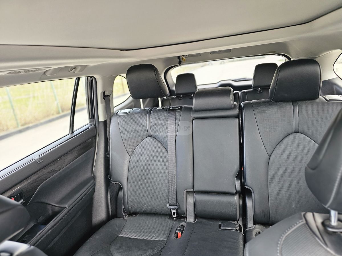 Toyota Highlander - фото 10
