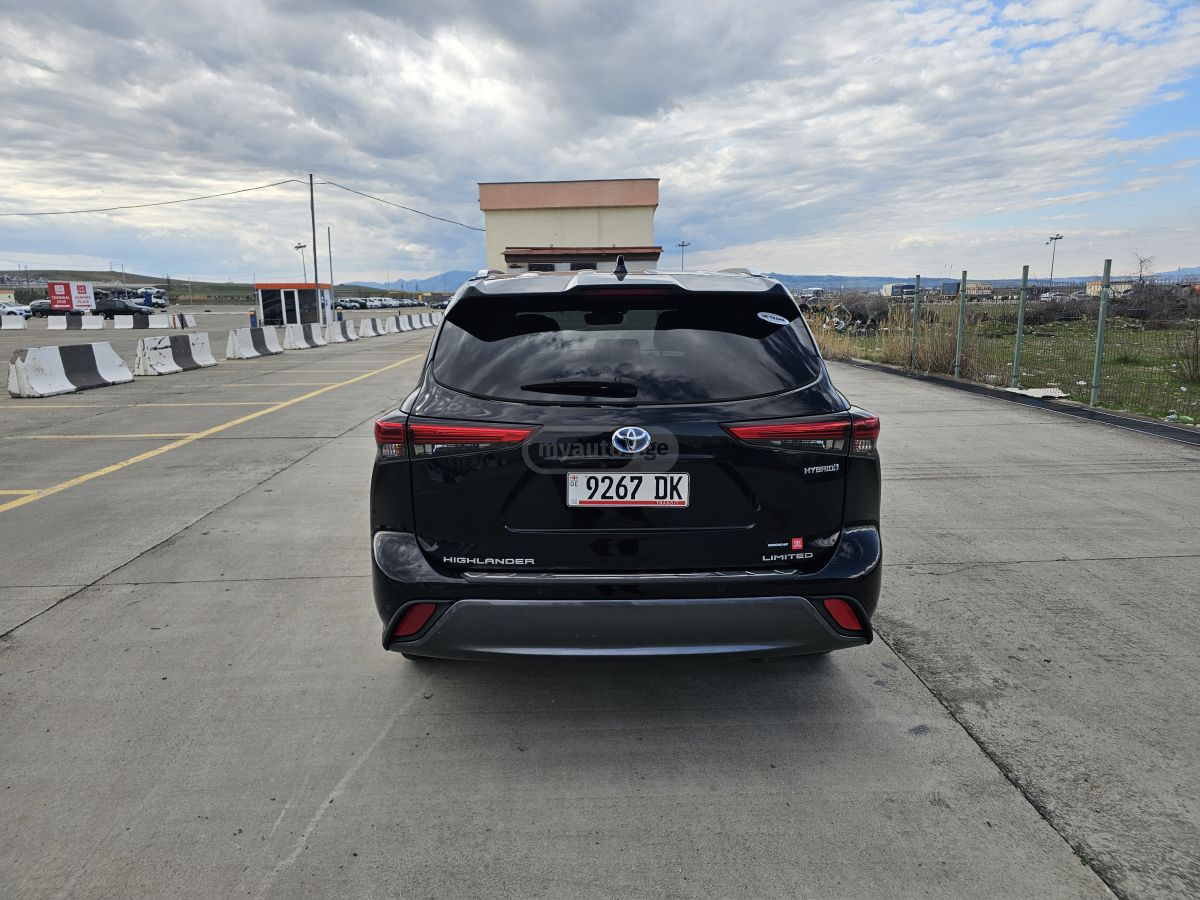 Toyota Highlander - фото 4