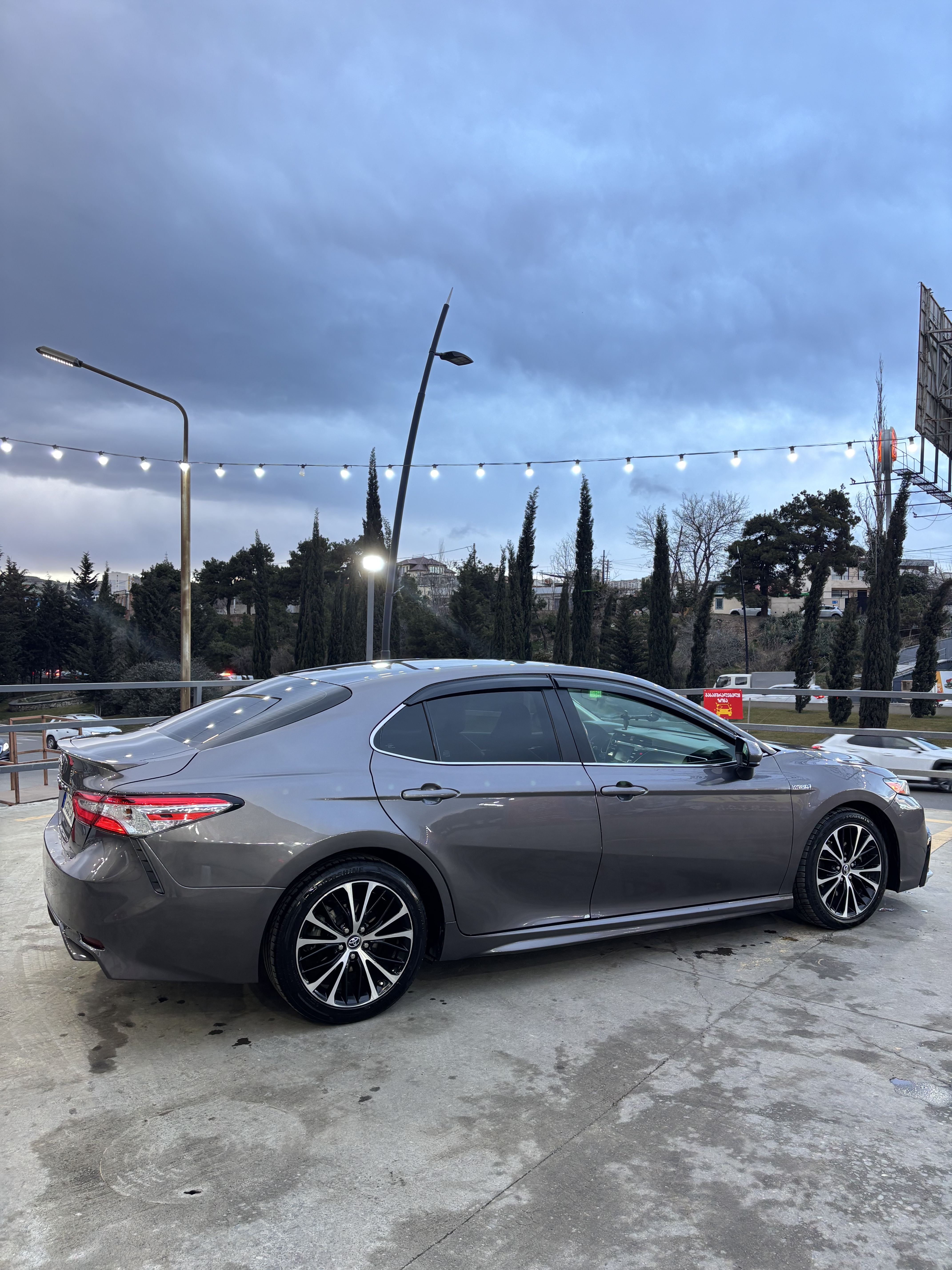 Toyota Camry - фото 5