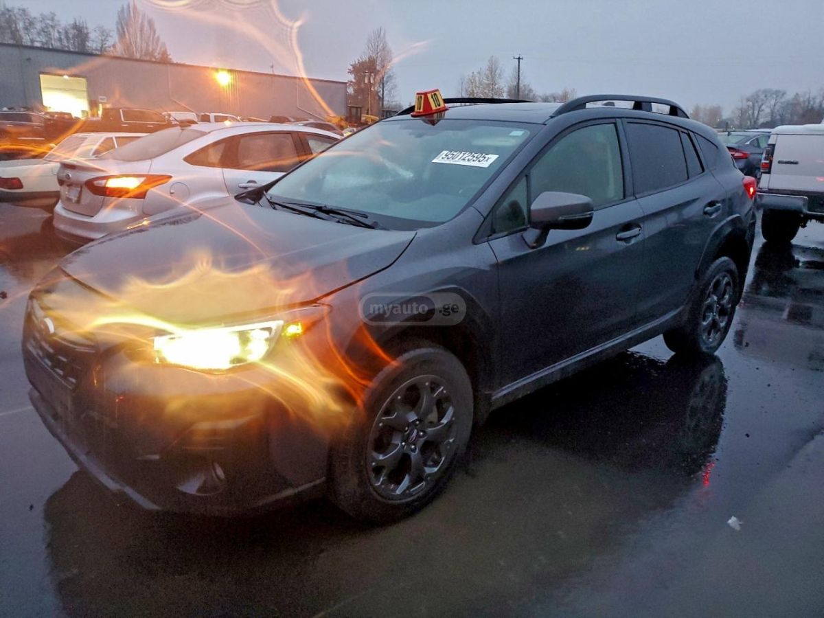 Subaru Crosstrek - фото 1
