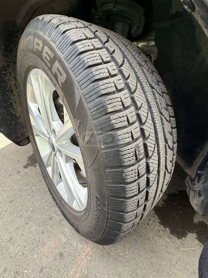 Ford Escape - фото 12