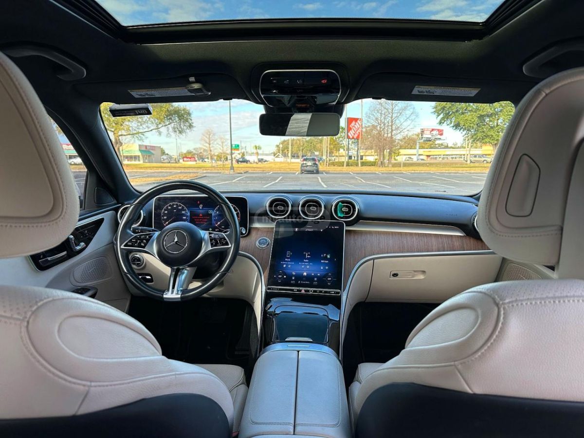 Mercedes-Benz C 30 AMG 2023 — миниатюра 9