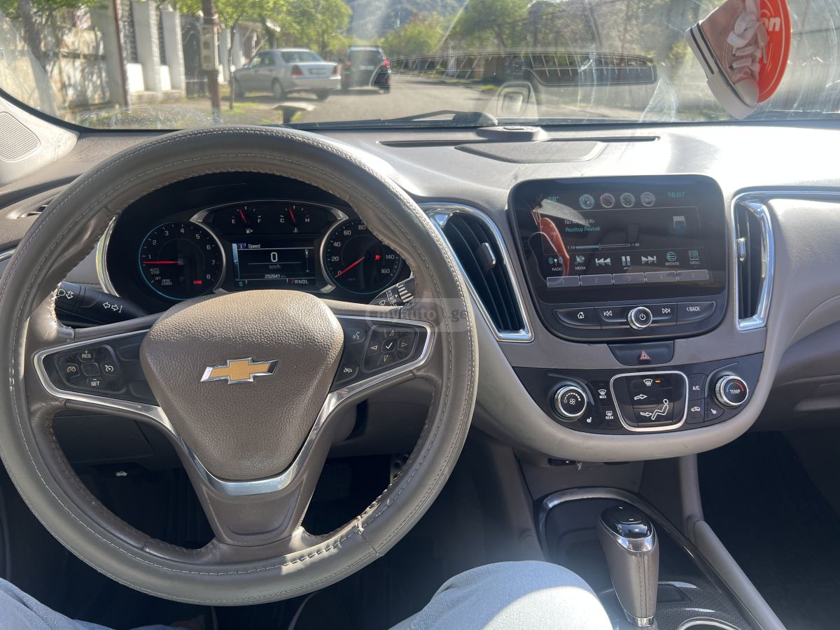 Chevrolet Malibu - фото 9