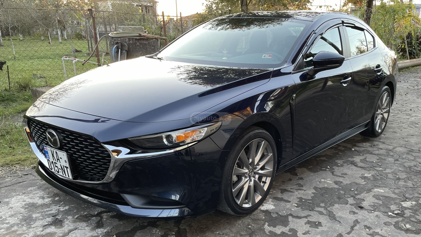 Mazda Mazda 3 - фото 1