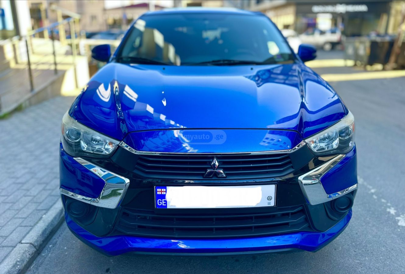 Mitsubishi Outlander Sport - фото 2