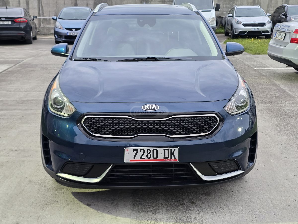 Kia Niro - фото 1