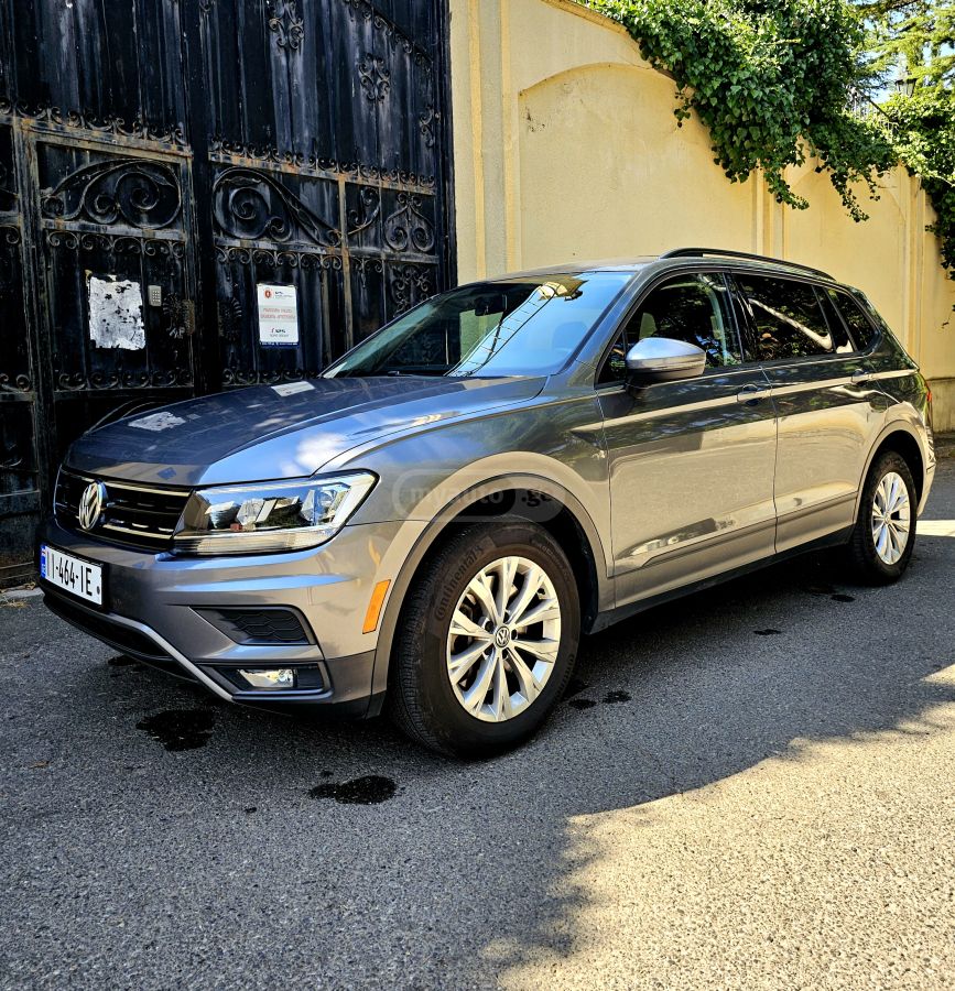 Volkswagen Tiguan - фото 3