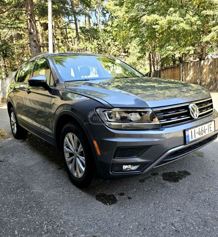 Volkswagen Tiguan - фото 7