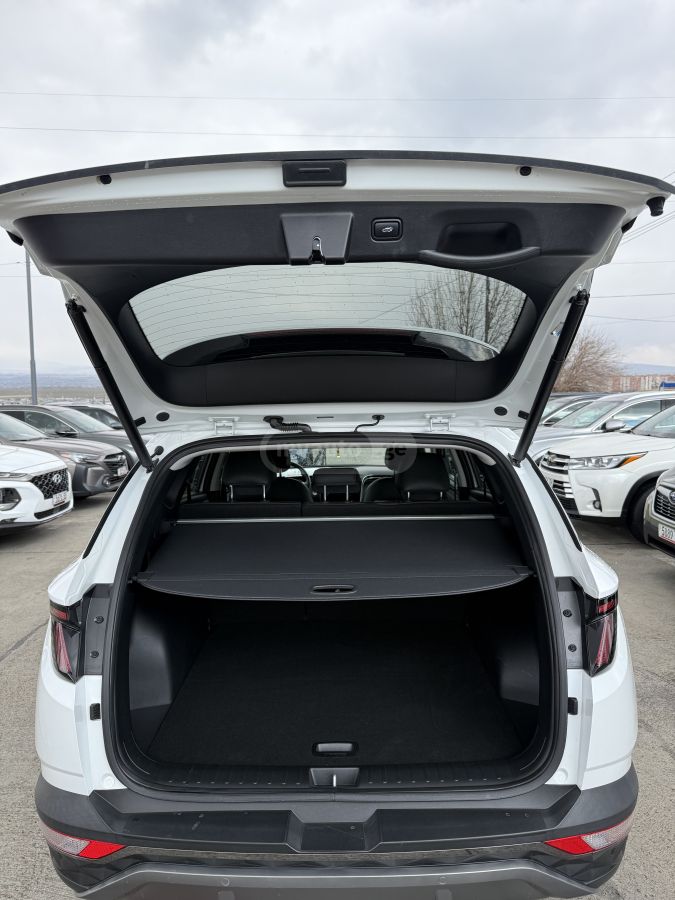 Hyundai Limited 4dr All-Wheel Drive Au — миниатюра 5