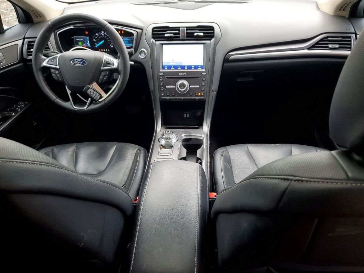 Ford Fusion - фото 8