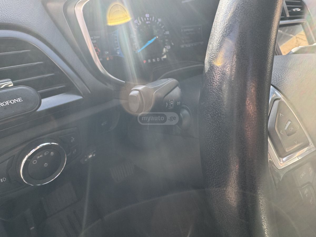 Ford Fusion - фото 13